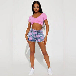 Almost Famous All Smiles Cut Off Denim Shorts - Medium Wash Size 5